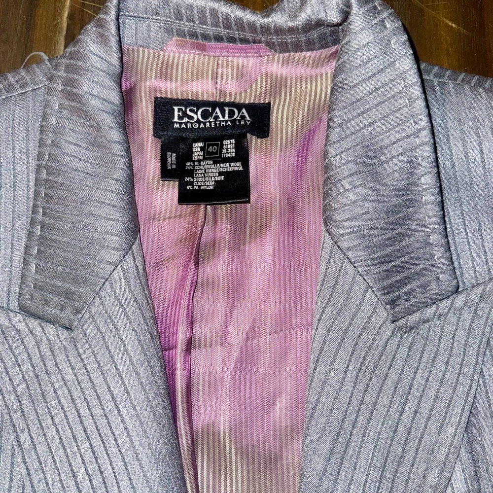 Vintage Escada Blazer, Dark Grey, Textured Long Jacket - Picture 6 of 8